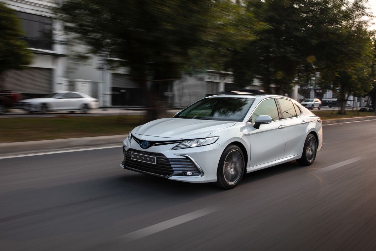 Toyota-Camry-8